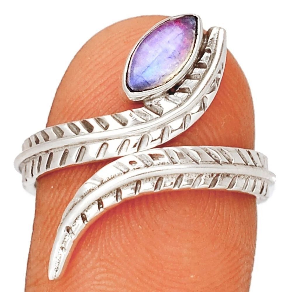 Genuine MOONSTONE ring southwestern style. Sterling silver HANDMADE 7.5